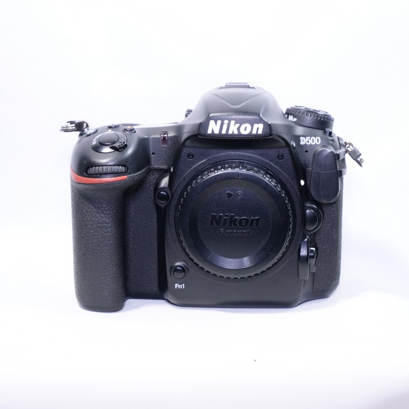 Nikon D500